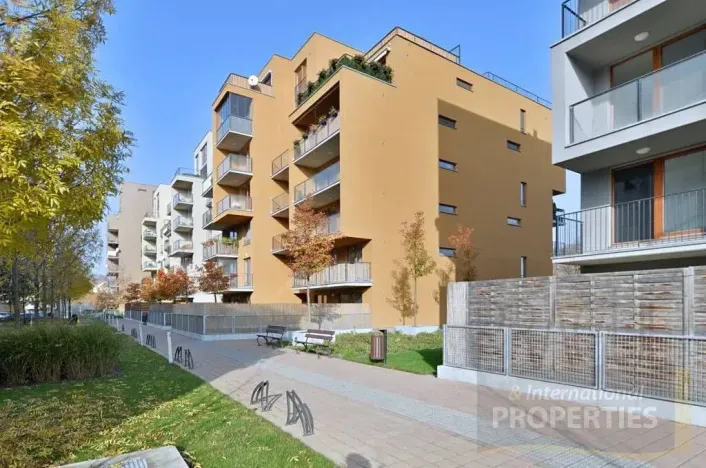 Pronájem bytu 2+kk, Praha, 69 m2