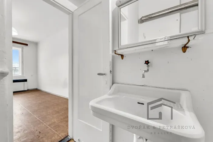 Prodej bytu 2+kk, Praha - Libeň, Prosecká, 47 m2