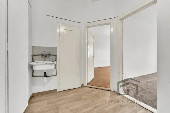 Prodej bytu 2+kk, Praha - Libeň, Prosecká, 47 m2