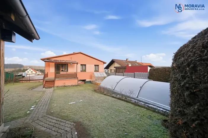 Prodej rodinného domu, Lipí, 238 m2