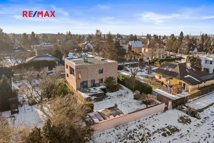 Prodej vily, Praha - Klánovice, Zádražanská, 330 m2