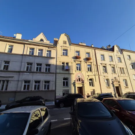Pronájem bytu 2+kk, Praha - Strašnice, Věšínova, 50 m2