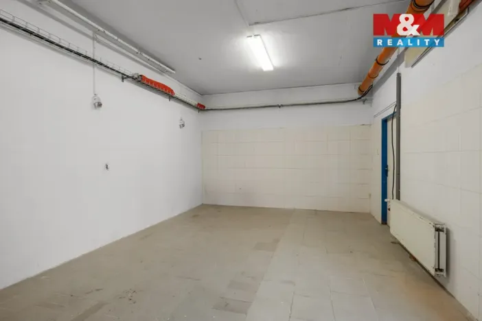 Pronájem obchodního prostoru, Kladno, Čechova, 174 m2