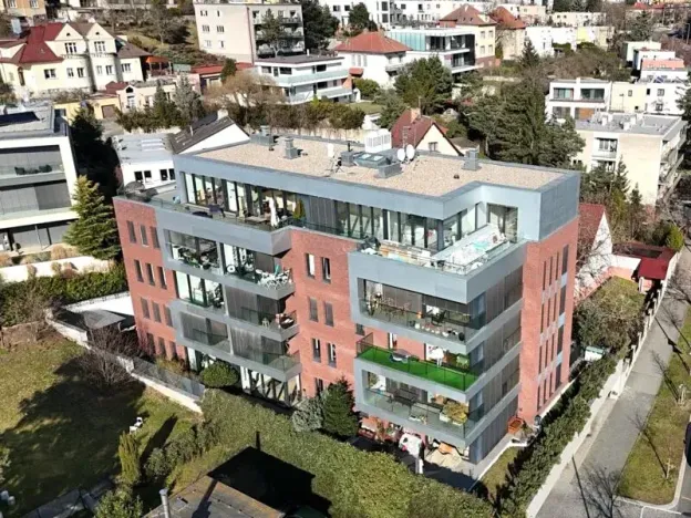 Prodej bytu 3+kk, Praha - Podolí, Jeremenkova, 115 m2