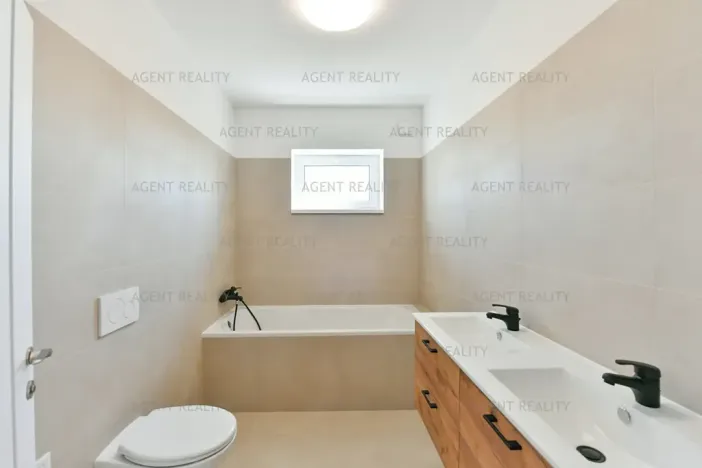 Prodej rodinného domu, Slaný, 312 m2