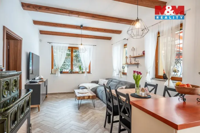 Prodej rodinného domu, Chroboly, 135 m2