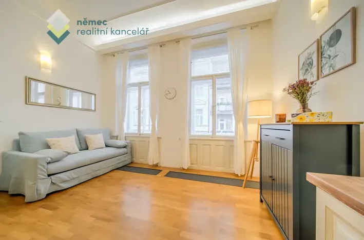 Pronájem bytu 3+1, Praha - Vinohrady, Záhřebská, 106 m2