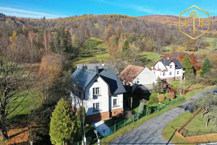 Prodej rodinného domu, Petrovice, 246 m2