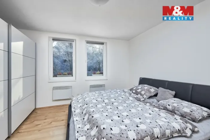 Prodej rodinného domu, Všestary - Menčice, Hlavní, 74 m2