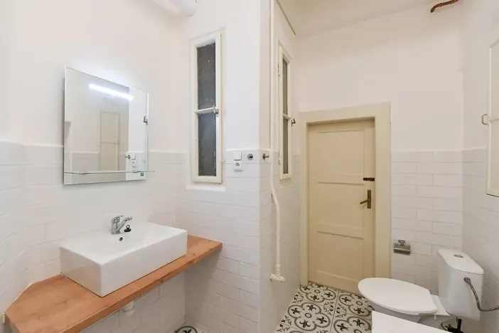 Pronájem bytu 3+1, Praha - Smíchov, Štefánikova, 120 m2