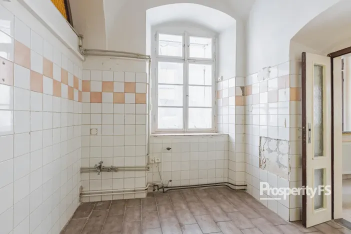 Prodej bytu 2+kk, Hostinné, Dolní brána, 38 m2