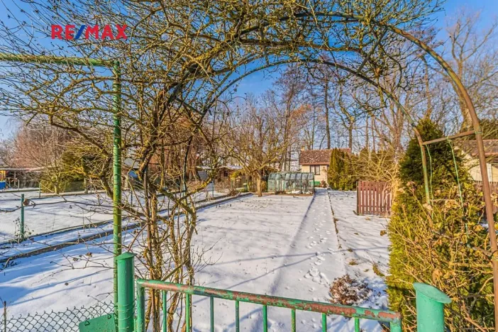 Prodej chaty, Slaný, 16 m2