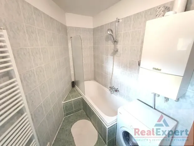 Pronájem bytu 2+1, Jesenice, Za Rybníkem, 79 m2