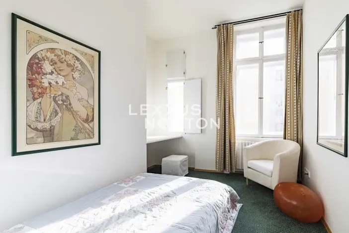 Pronájem bytu 3+1, Praha - Nové Město, Odborů, 87 m2