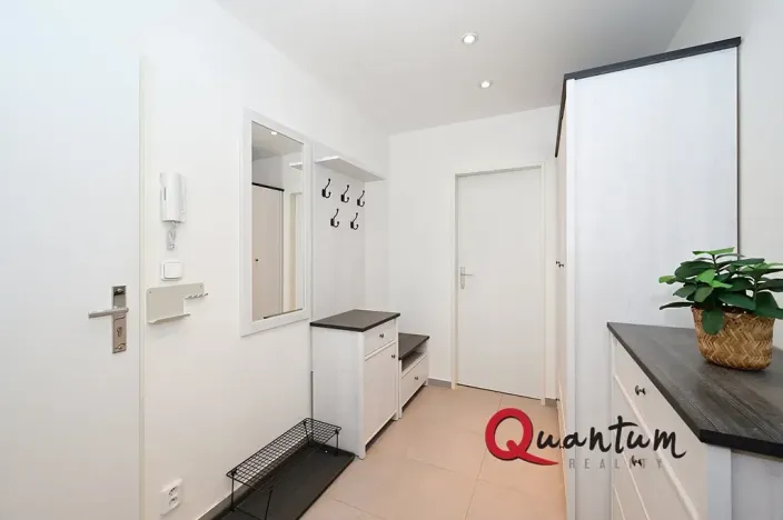 Pronájem bytu 2+kk, Praha - Žižkov, Buchovcova, 72 m2