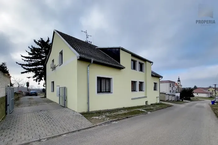 Prodej bytu 3+kk, Hrádek, 112 m2