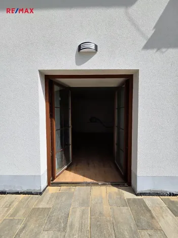 Pronájem bytu 2+kk, Třeština, 56 m2