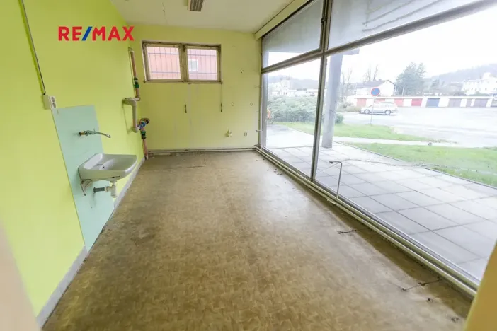 Prodej obchodního prostoru, Město Albrechtice, Míru, 1427 m2