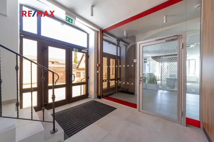 Prodej obchodního prostoru, Králíky, 5. května, 519 m2