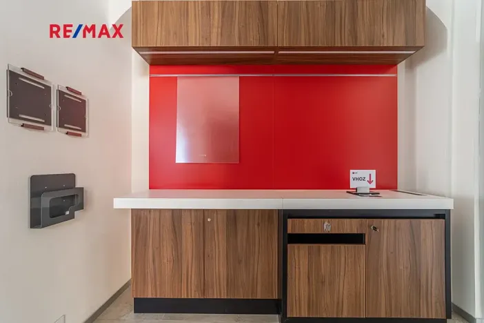 Prodej obchodního prostoru, Králíky, 5. května, 519 m2