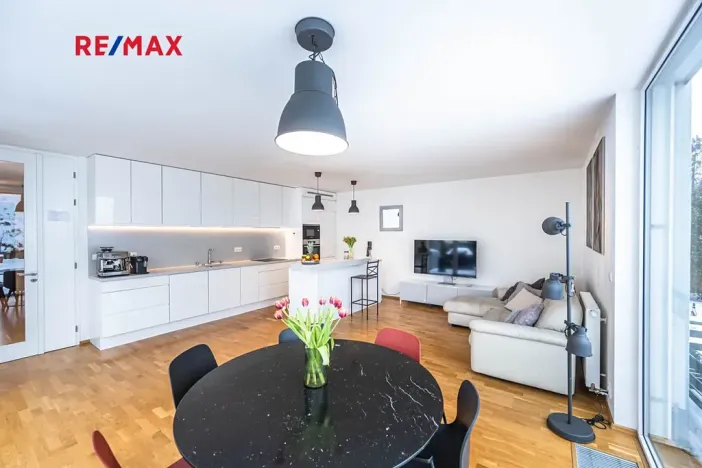 Pronájem vily, Praha - Lysolaje, 150 m2