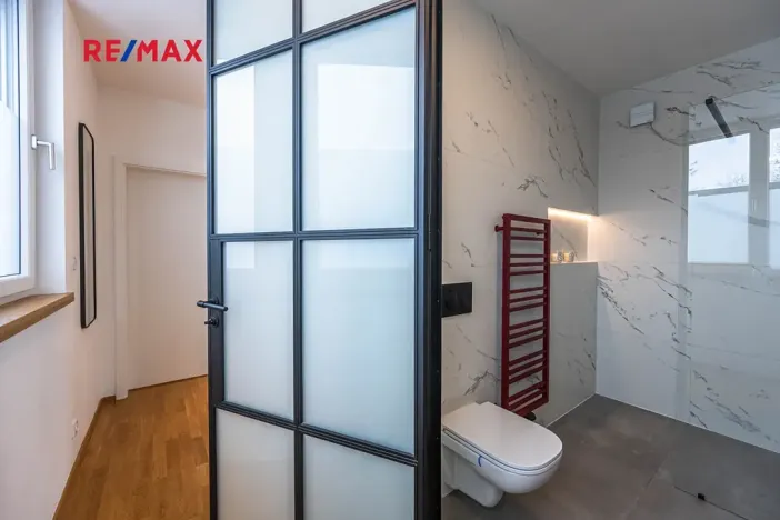 Pronájem vily, Praha - Lysolaje, 150 m2