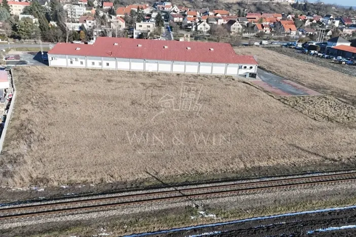 Prodej komerčního pozemku, Sadská, 2455 m2