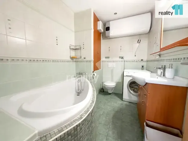 Pronájem bytu 3+1, Napajedla, Komenského, 84 m2