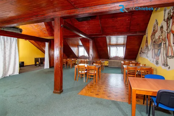 Prodej restaurace, Daskabát, 950 m2