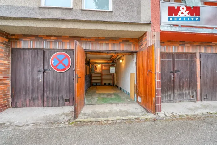 Pronájem garáže, Plzeň - Východní Předměstí, Motýlí, 15 m2