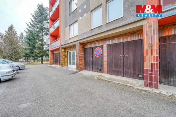 Pronájem garáže, Plzeň - Východní Předměstí, Motýlí, 15 m2