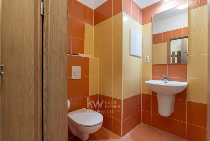 Pronájem bytu 1+kk, Praha - Horní Měcholupy, Hornoměcholupská, 32 m2