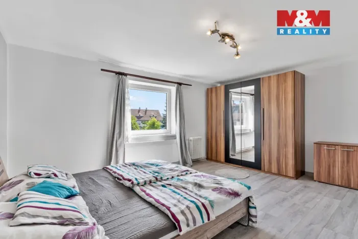 Prodej rodinného domu, Višňová, 180 m2