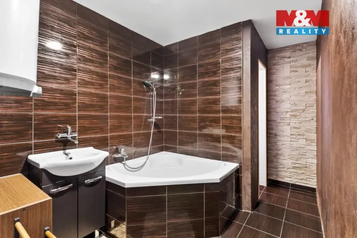 Prodej rodinného domu, Višňová, 180 m2