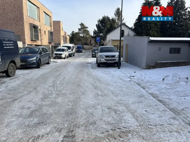 Pronájem garáže, Praha, V Trníčku, 20 m2