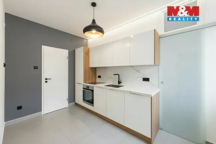 Prodej bytu 2+1, Vyškov - Vyškov-Předměstí, 9. května, 50 m2