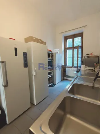 Pronájem obchodního prostoru, Hradec Králové, Tomkova, 60 m2