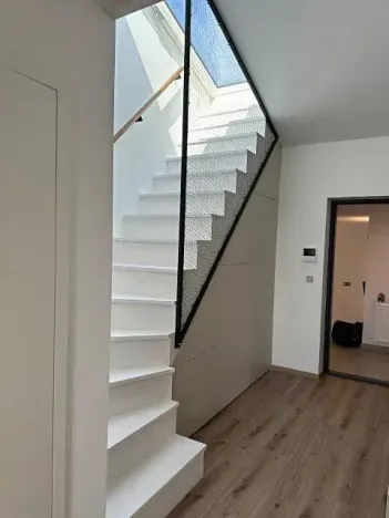 Pronájem bytu 2+kk, Praha - Prosek, Prosecká, 99 m2