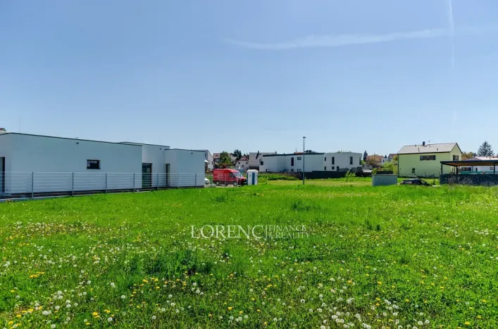 Prodej pozemku, Praha - Kbely, Ponikelská, 707 m2