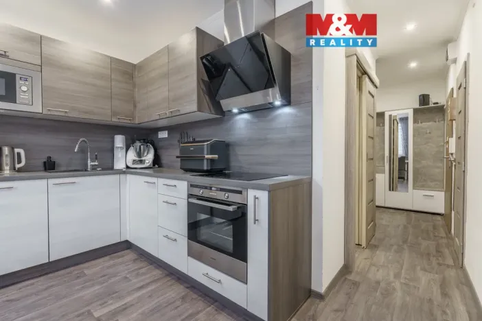 Prodej bytu 3+1, Kadaň, Golovinova, 64 m2