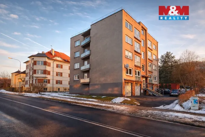 Prodej bytu 4+1, Karlovy Vary - Drahovice, Lidická, 115 m2