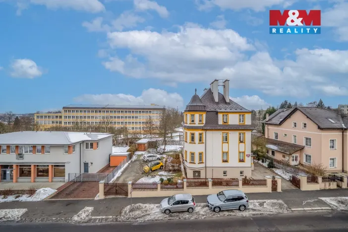 Prodej bytu 4+1, Karlovy Vary - Drahovice, Lidická, 115 m2