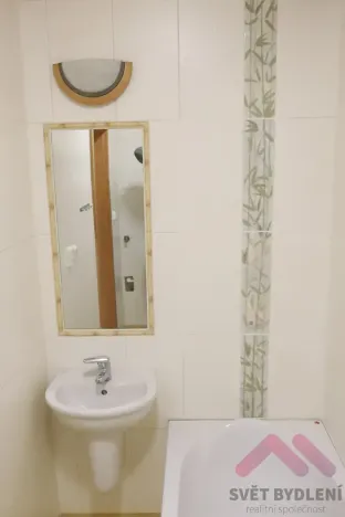 Pronájem bytu 1+kk, Jesenice, Mezi Domy, 36 m2