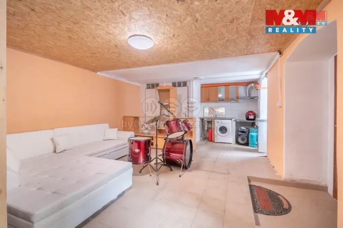 Prodej rodinného domu, Sedlec-Prčice, Vítkovo nám., 200 m2