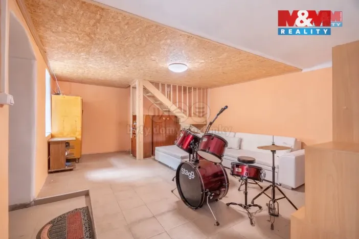 Prodej rodinného domu, Sedlec-Prčice, Vítkovo nám., 200 m2