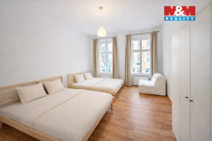 Pronájem bytu 2+1, Praha, Francouzská, 78 m2