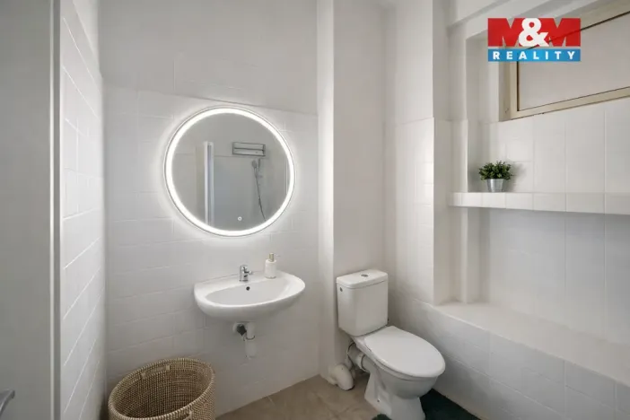 Pronájem bytu 2+1, Praha, Francouzská, 78 m2