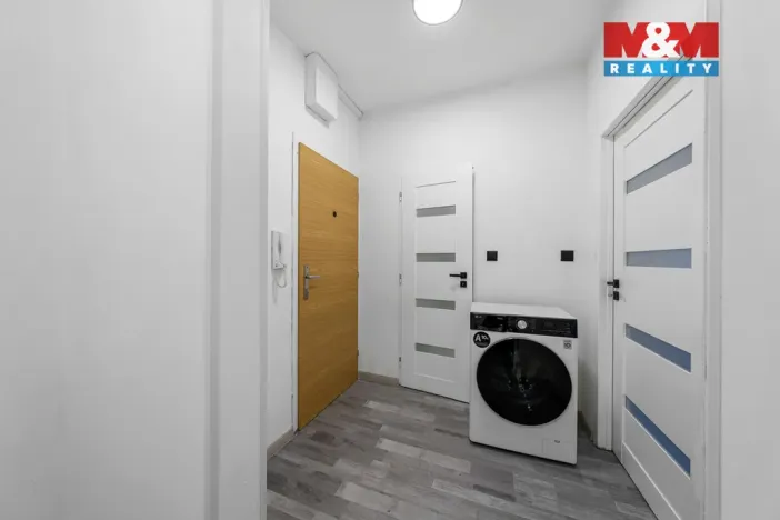 Prodej bytu 2+kk, Osek, Dolejšova, 43 m2