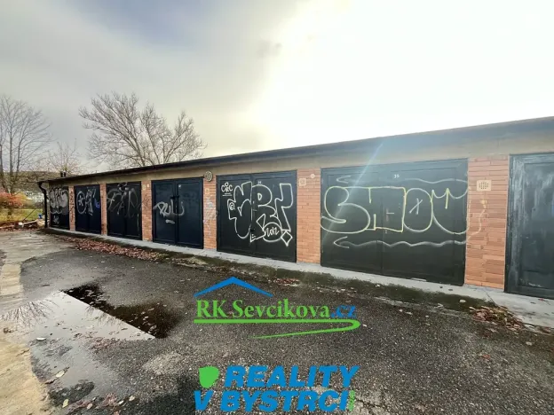 Pronájem garáže, Brno, Štouračova, 17 m2