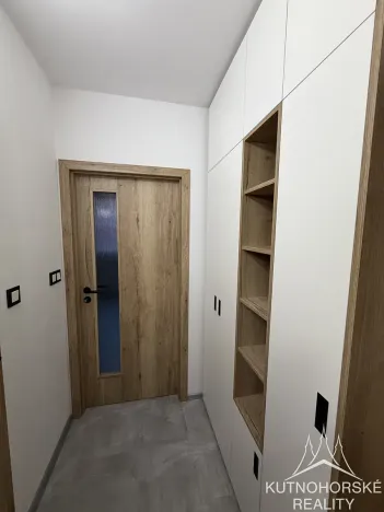 Pronájem bytu 1+kk, Čáslav, R. Těsnohlídka, 33 m2